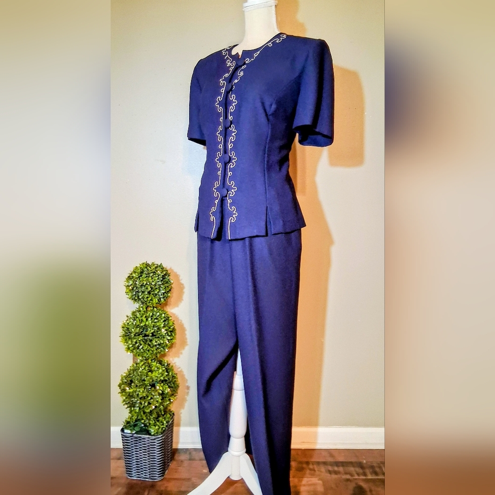 Leslie Fay Vintage Navy Pant Suit - Embroidery, Covered Buttons & More - Picture 6 of 12